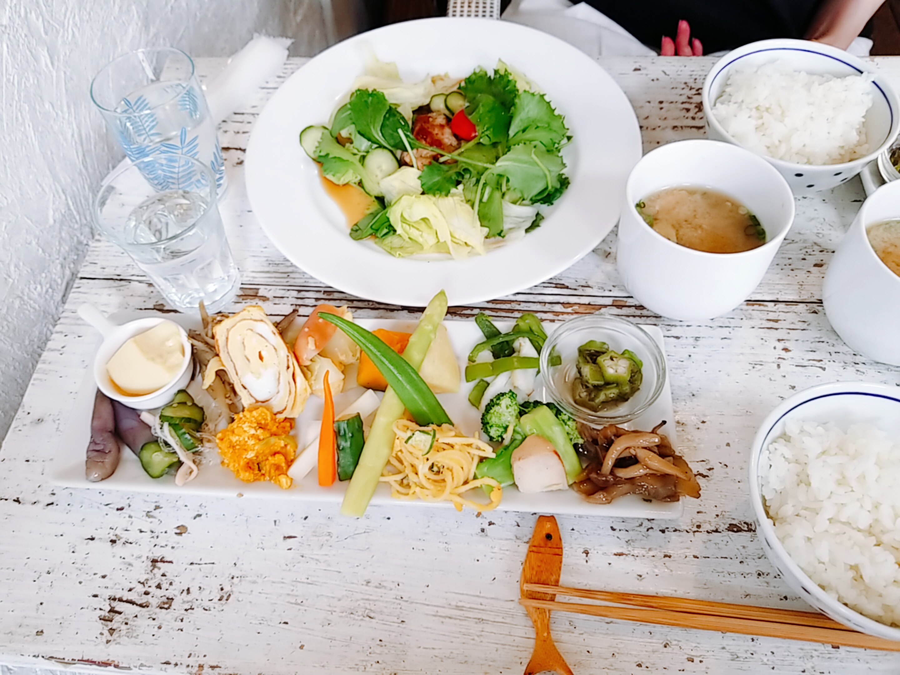 平尾の野菜たっぷりランチ　ふらごはん