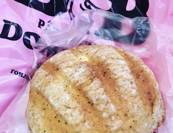 優しい甘さのパンに癒され　ドンバル洋菓子店