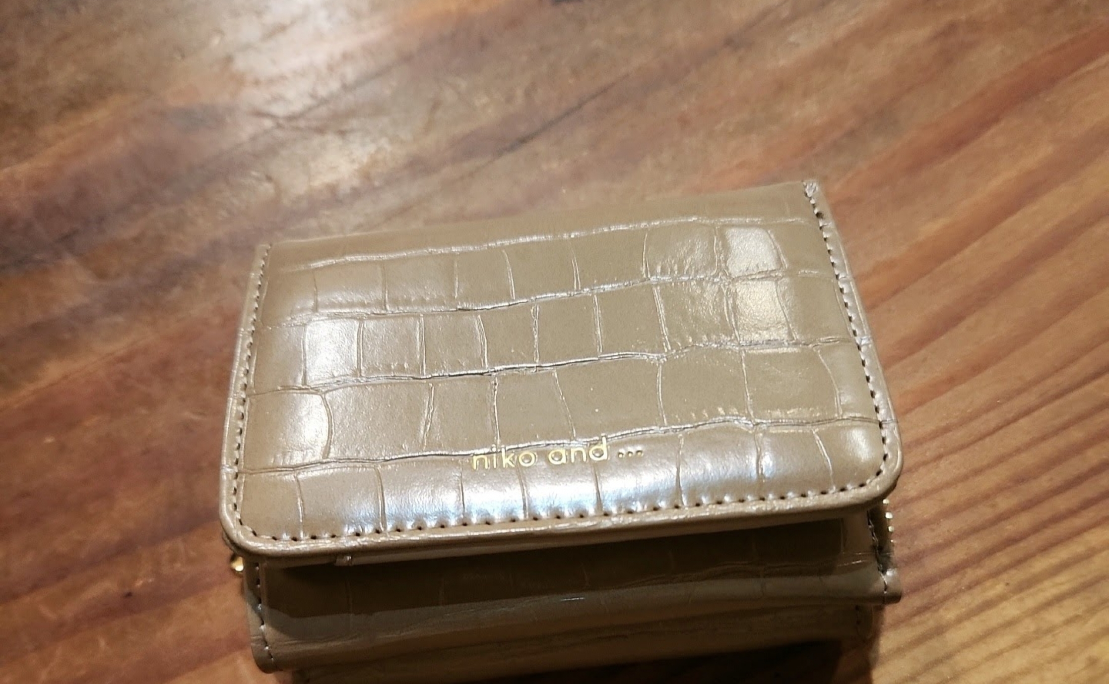 新しい財布