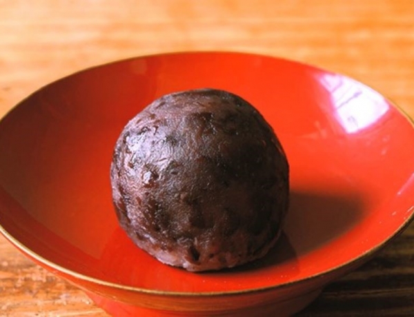 Alcocca News☆☆食べ歩きにもピッタリ♪まあるく可愛い一口サイズのおはぎ専門店「ぎおんおはぎ 小多福（おたふく）」